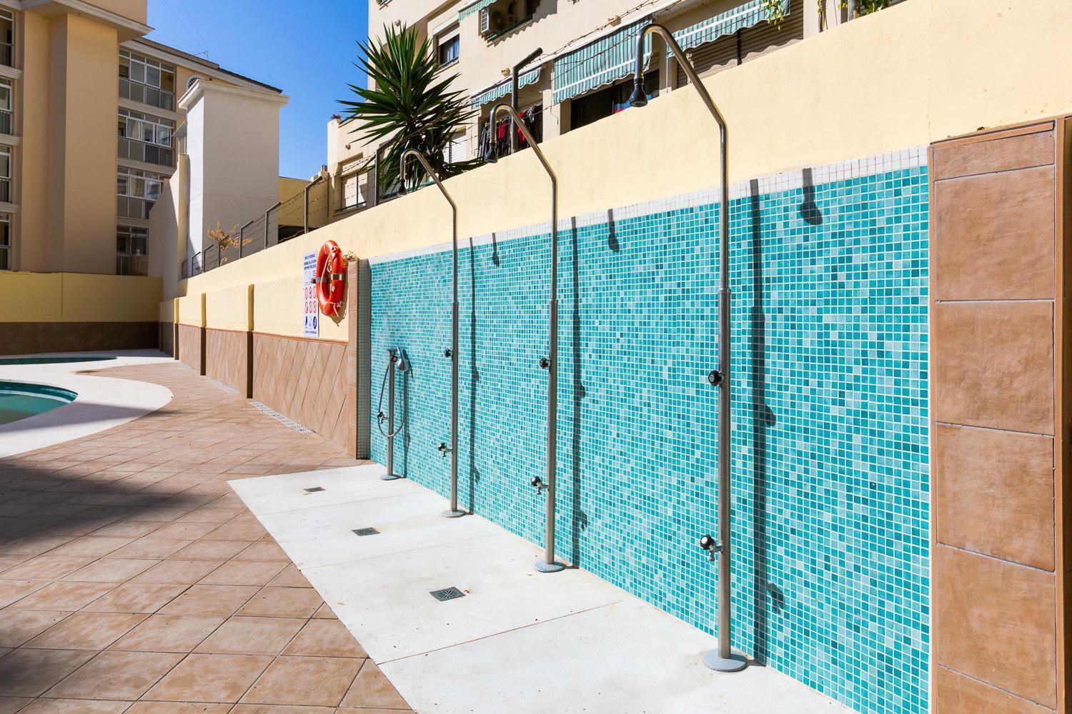 Ver952 - Vistas Mar Y Piscina, Wifi, Playa 600 Metros, Centro 150 Metros Torremolinos Exterior photo
